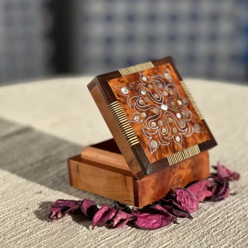 Unique Hand-Carved Thuya Wood Box from Moroccan Bazaar: Decorative Art Organizer, Versatile Wooden Jewelry Box, Antique