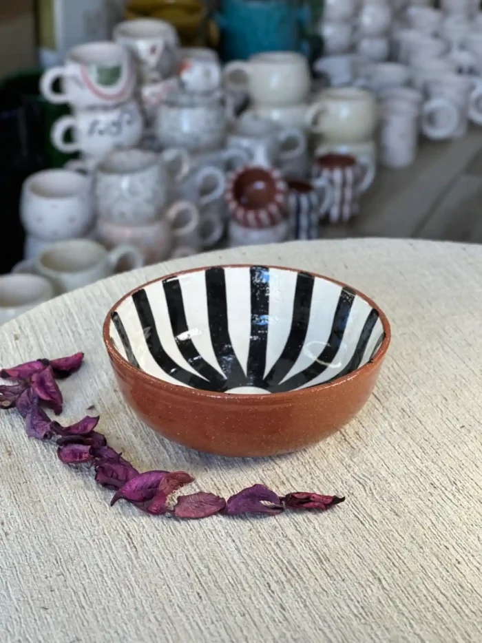 Handcrafted Ceramic Tableware – Authenticity and Elegance - Image 6