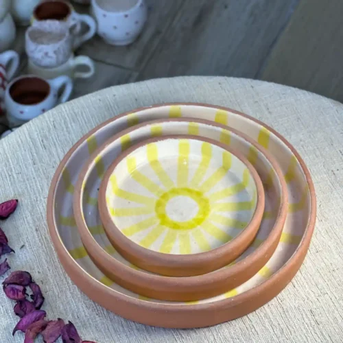 Set of 3 Ceramic Plates – Elegance with a Unique Design