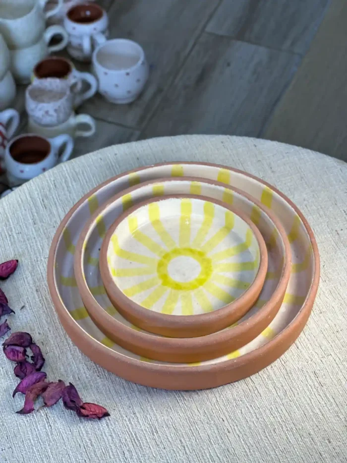 Set of 3 Ceramic Plates – Elegance with a Unique Design - Image 7