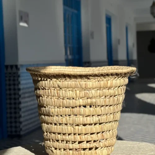 Handcrafted Straw Basket – Natural Elegance