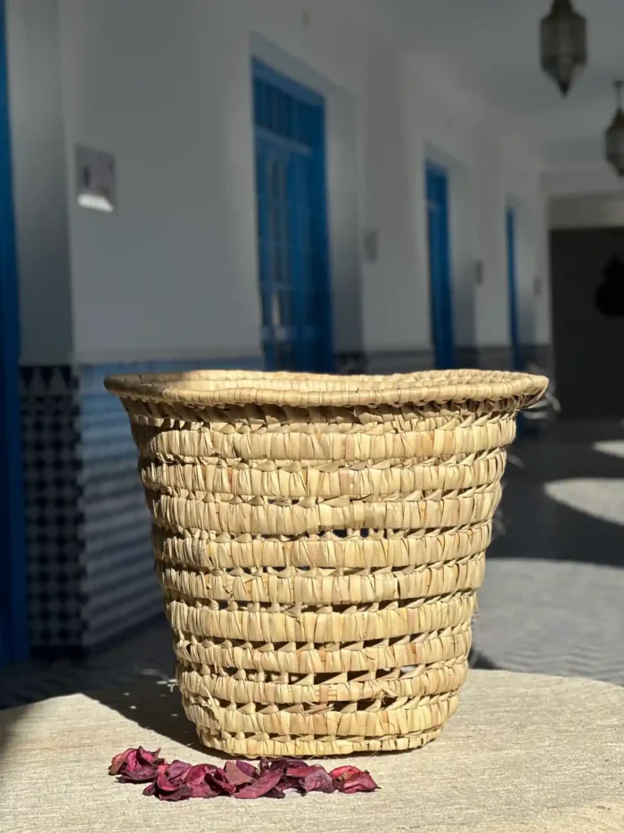 Handcrafted Straw Basket – Natural Elegance - Image 2