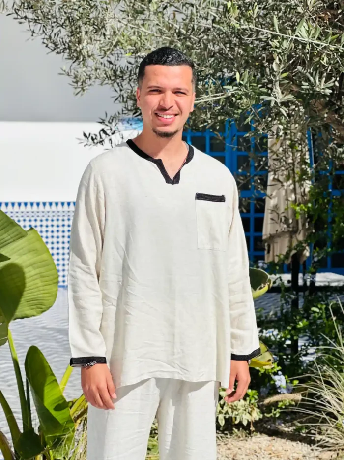 Linen Set with Black Accents – Natural Elegance with a Modern Touch - Image 2